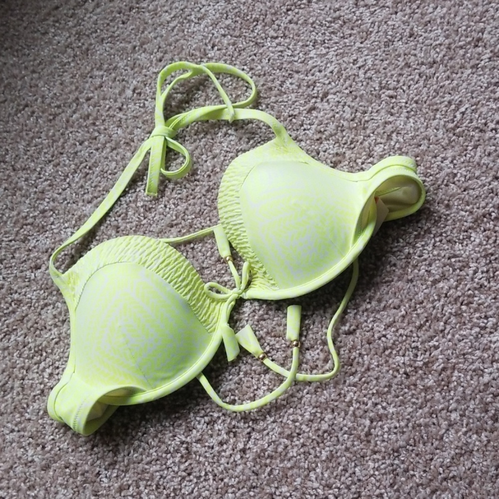 Victoria Secret Swim Suit Top